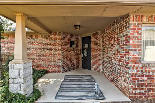 Photo 4 — 17805 Griffin Gate Drive, Edmond, OK 73012