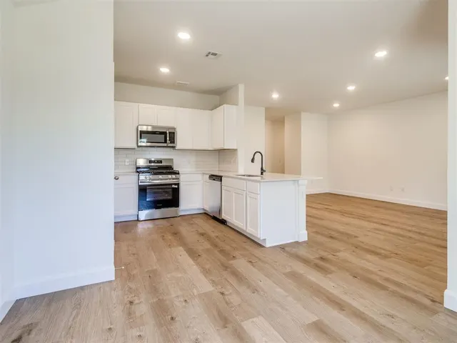 Photo 6 — 2041 Brush Creek Way, Newcastle, OK 73065
