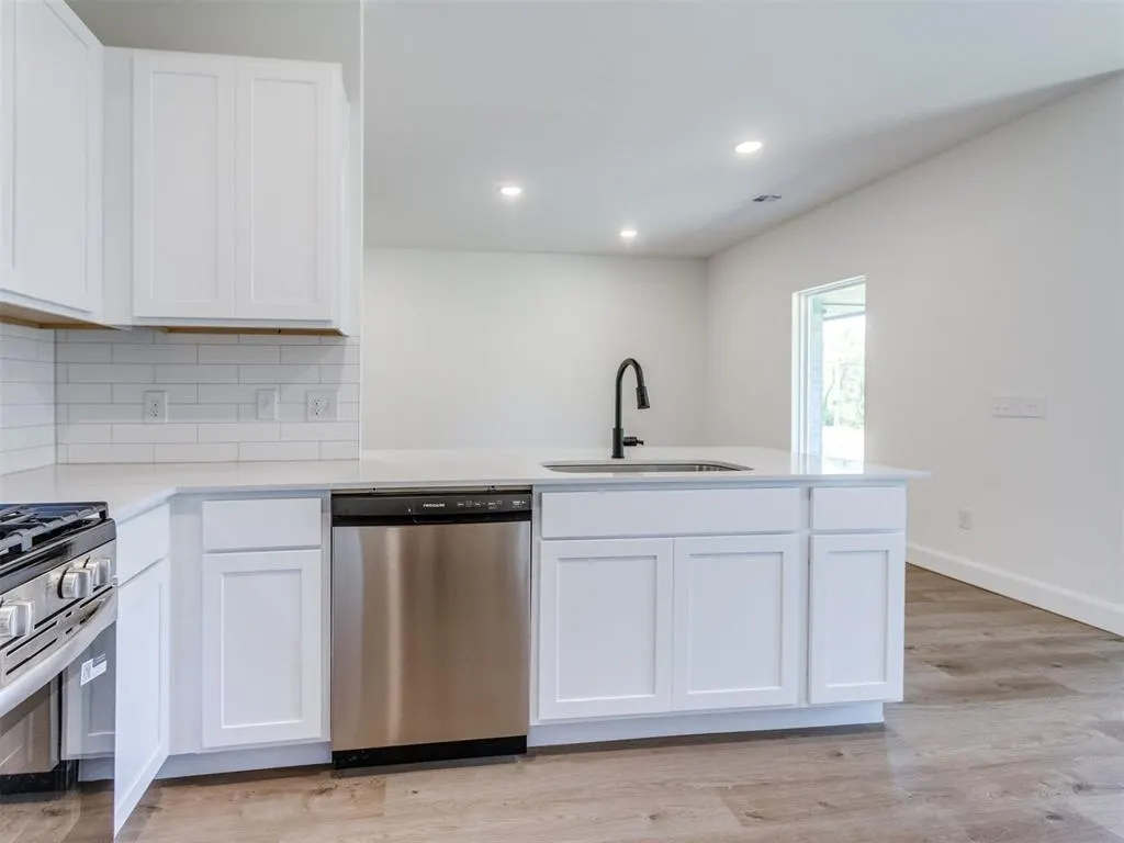 Photo 8 — 2041 Brush Creek Way, Newcastle, OK 73065