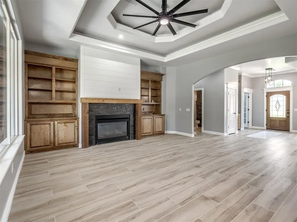 Photo 9 — 407 Canterbury Road, Midwest City, OK 73130