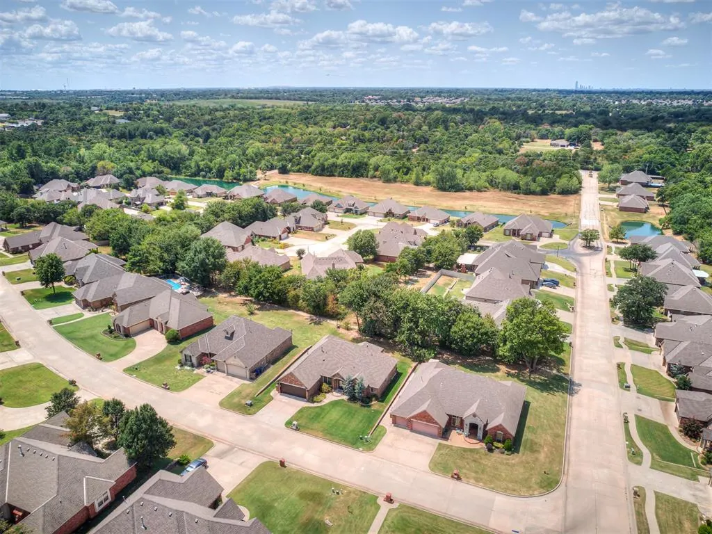 Photo 49 — 407 Canterbury Road, Midwest City, OK 73130