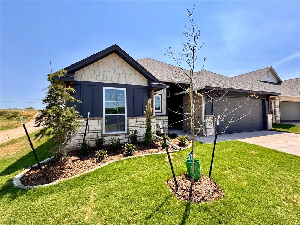 Photo 2 — 1312 Colonial Avenue, Tuttle, OK 73089
