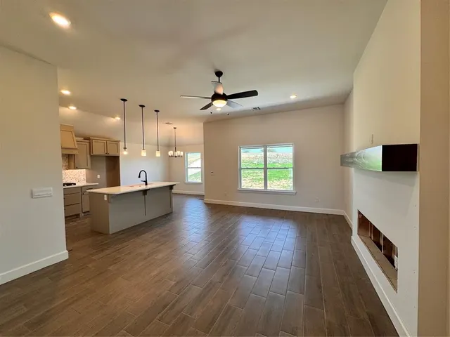 Photo 3 — 1312 Colonial Avenue, Tuttle, OK 73089