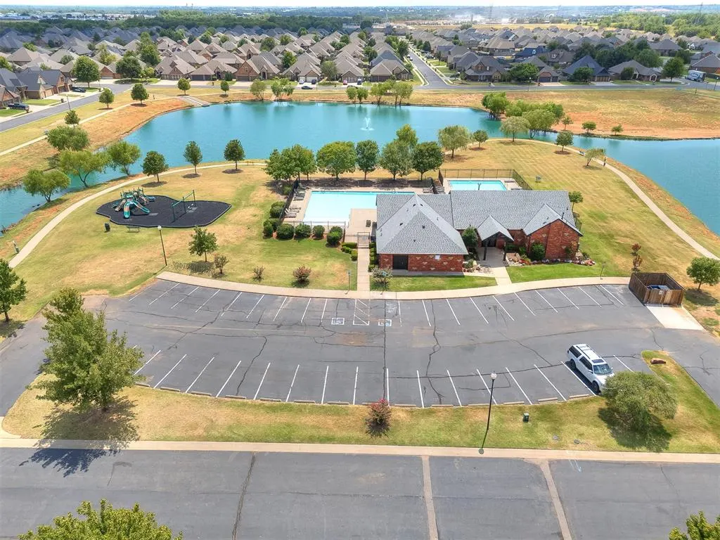Photo 47 — 12405 Heathfield Lane, Oklahoma City, OK 73173