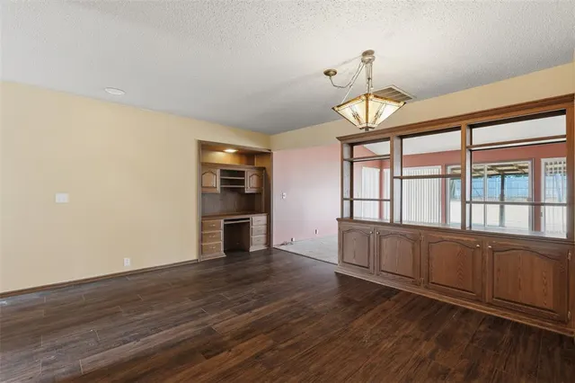 Photo 5 — 10337 Kendal Avenue, Yukon, OK 73099