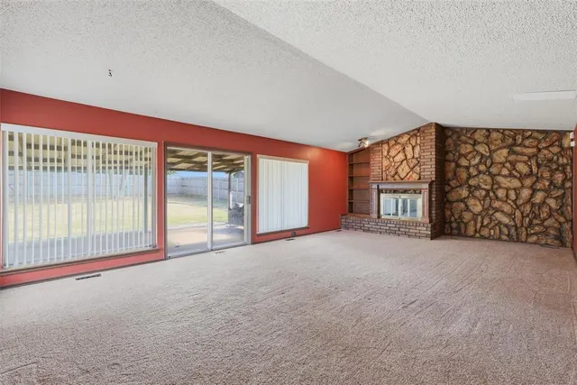 Photo 6 — 10337 Kendal Avenue, Yukon, OK 73099