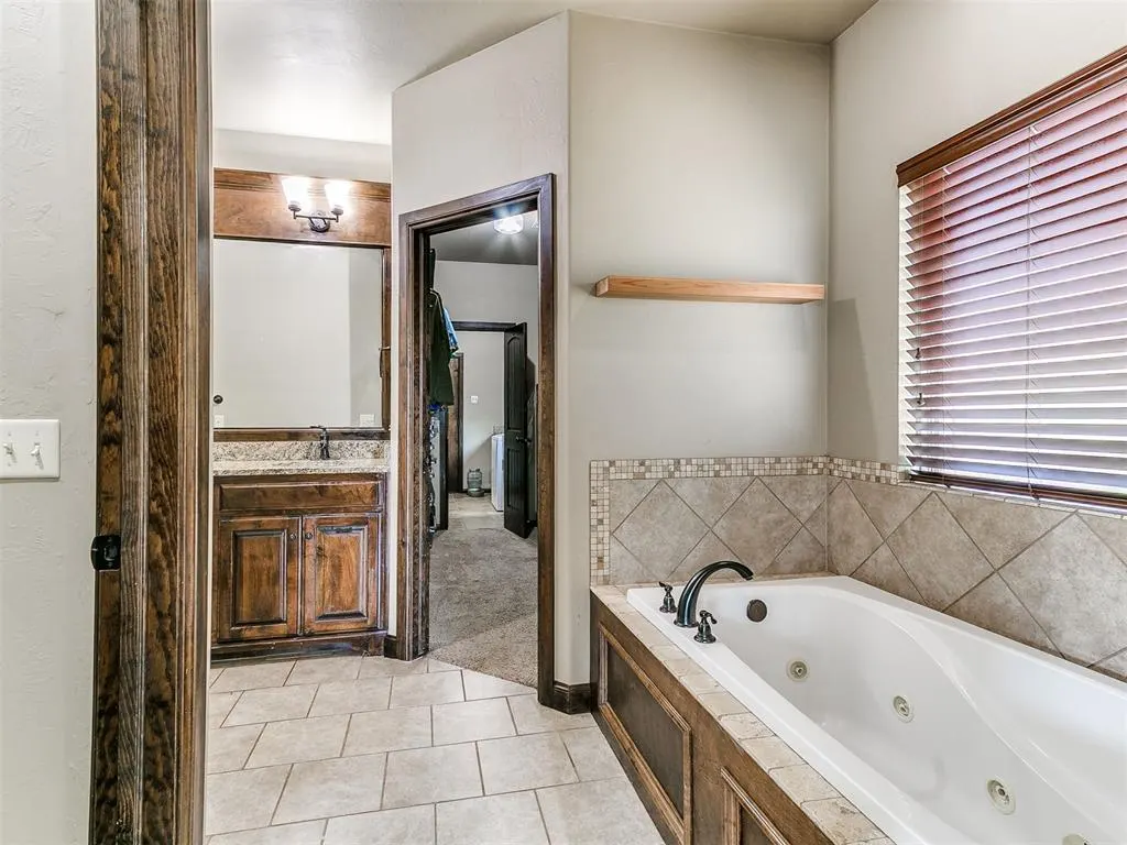 Photo 20 — 18305 Haslemere Lane, Edmond, OK 73012