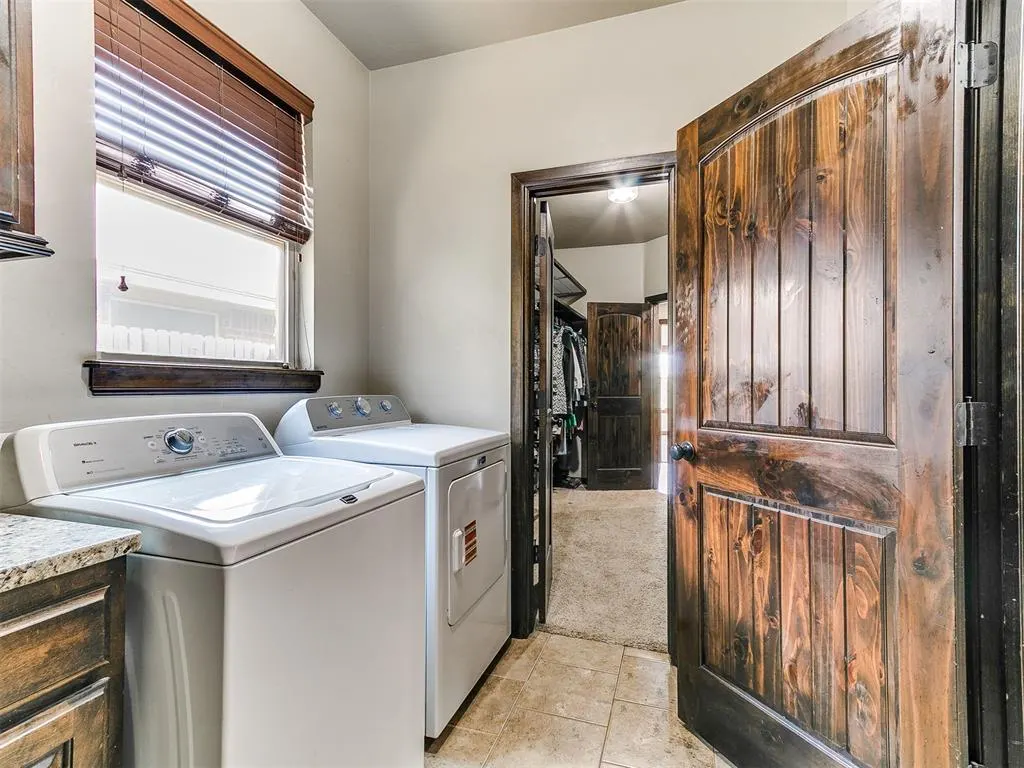 Photo 34 — 18305 Haslemere Lane, Edmond, OK 73012