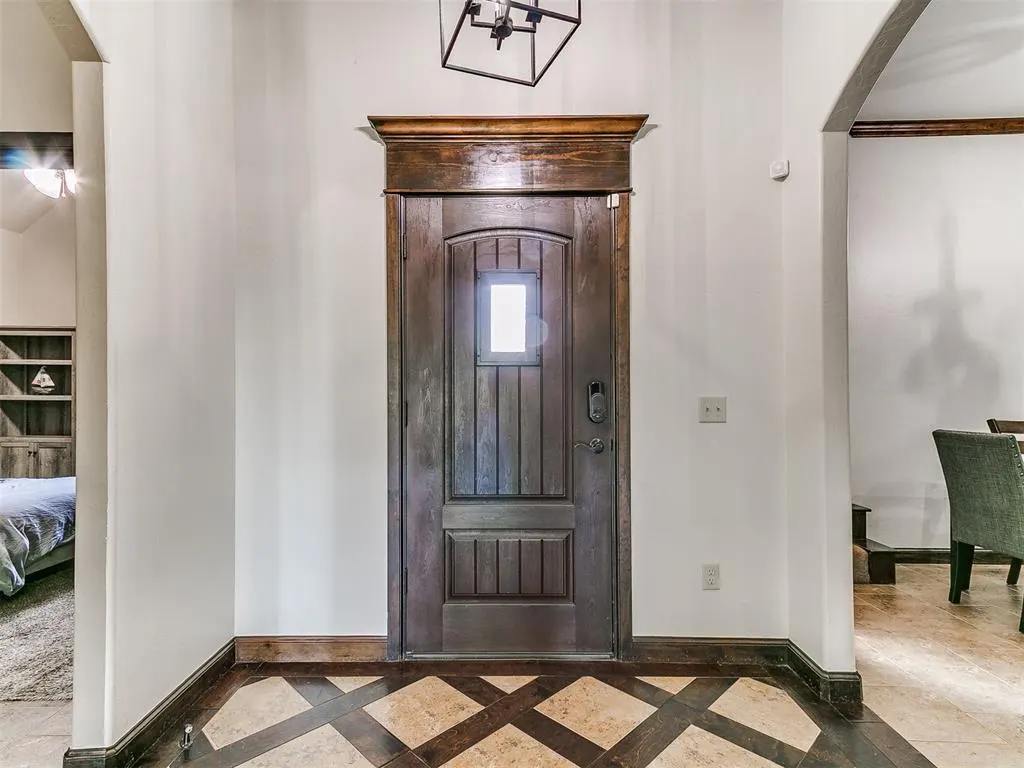 Photo 35 — 18305 Haslemere Lane, Edmond, OK 73012