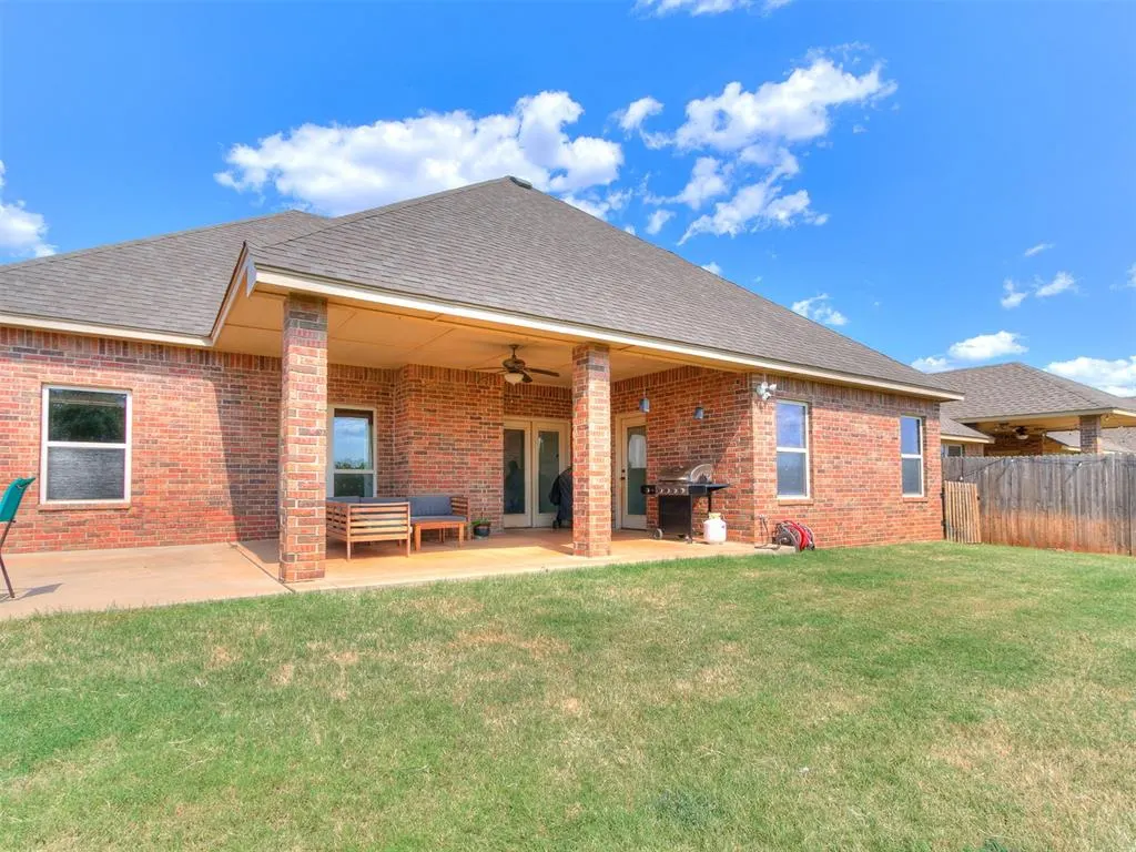 Photo 44 — 18305 Haslemere Lane, Edmond, OK 73012