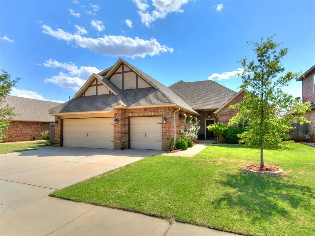 Photo 45 — 18305 Haslemere Lane, Edmond, OK 73012