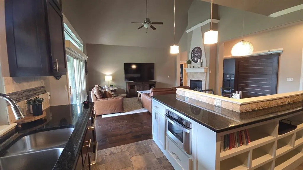 Photo 4 — 1501 NW 172nd Street, Edmond, OK 73012