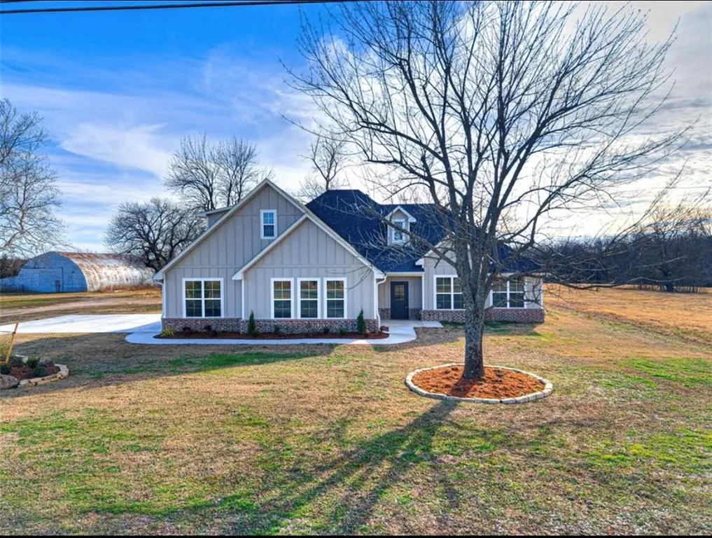 Front exterior — 42773 Garrett's Lake Road, Shawnee, OK 74804