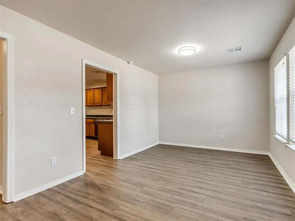 Photo 9 — 613 SE 26th Street, Oklahoma City, OK 73129