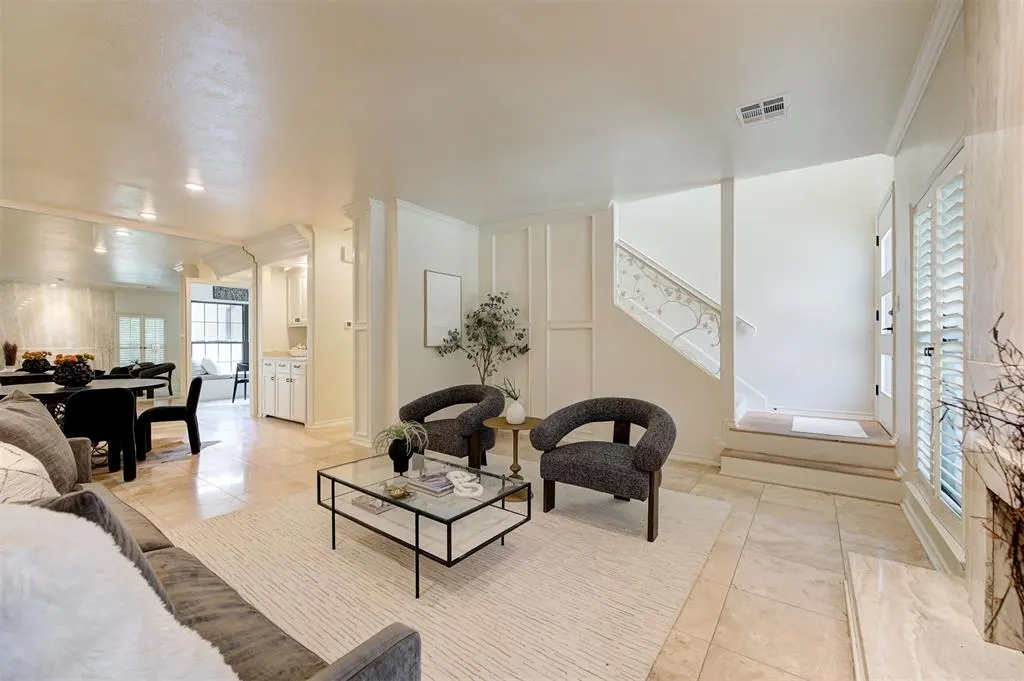 Photo 4 — 6204 Waterford Boulevard 23, Oklahoma City, OK 73118