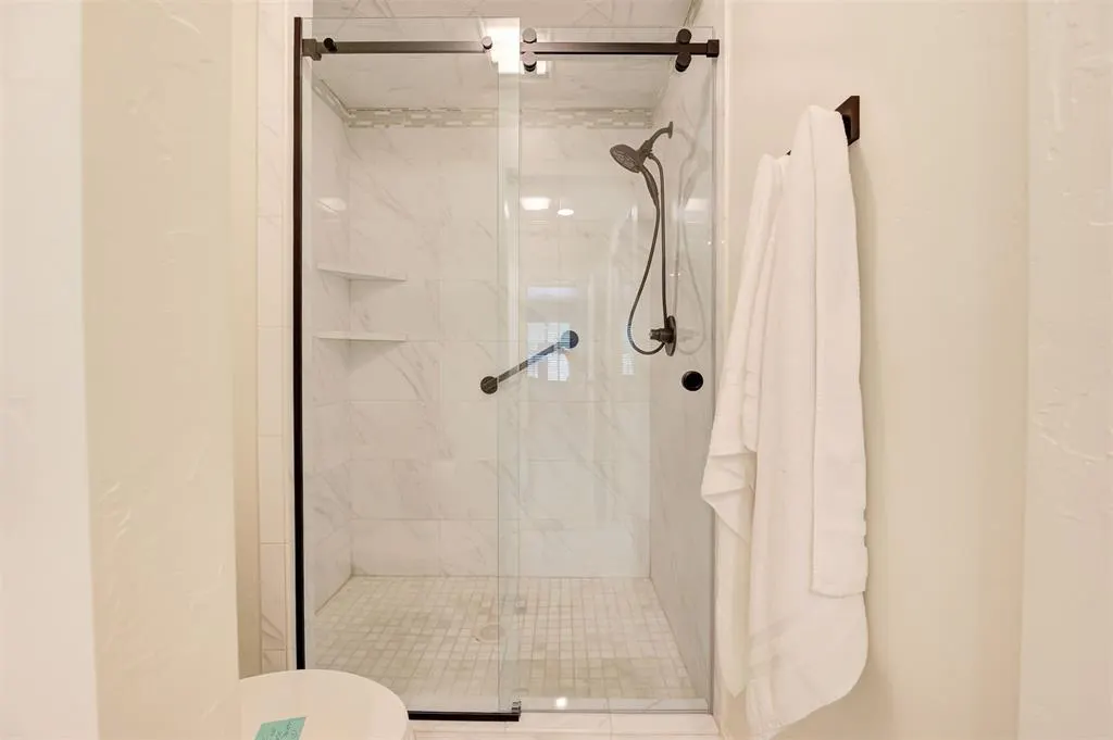 Photo 15 — 6204 Waterford Boulevard 23, Oklahoma City, OK 73118
