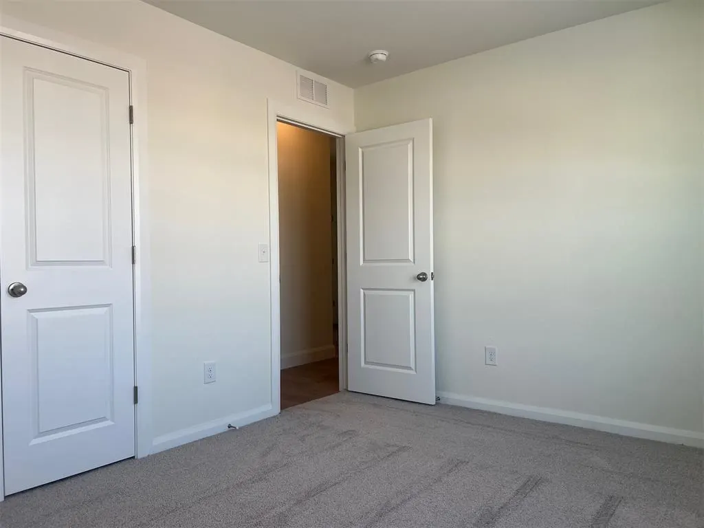 Photo 12 — 921 Hazy Brook Circle, Chickasha, OK 73018