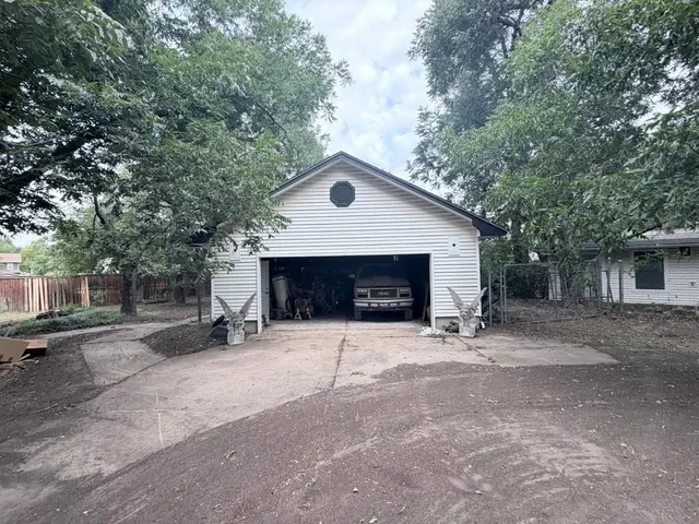 Photo 3 — 5931 NW 43rd Street, Oklahoma City, OK 73122