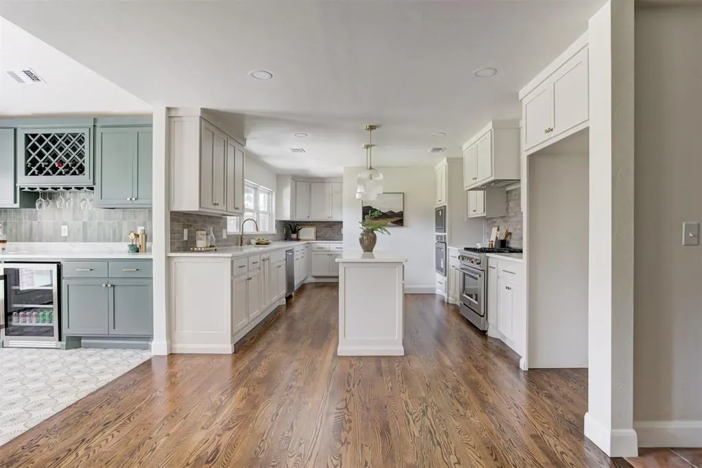 Photo 4 — 1508 Brighton Avenue, The Village, OK 73120