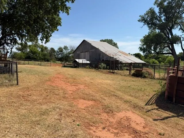 Photo 28 — 12176 Council Avenue, Lindsay, OK 73052