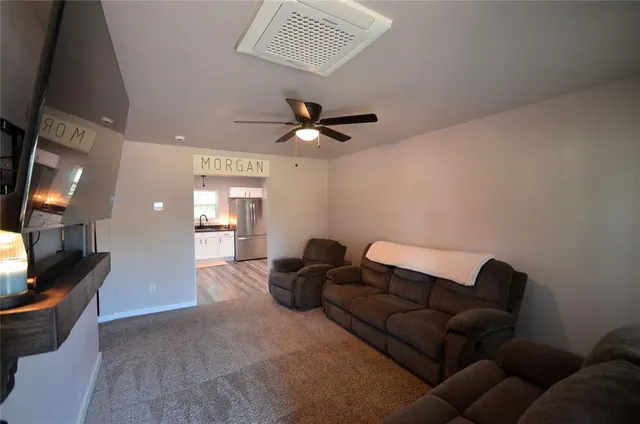 Photo 5 — 313 SE 2nd Street, Blanchard, OK 73010