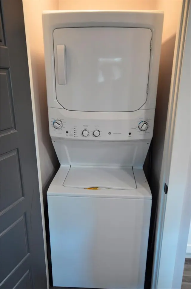 Photo 8 — 313 SE 2nd Street, Blanchard, OK 73010