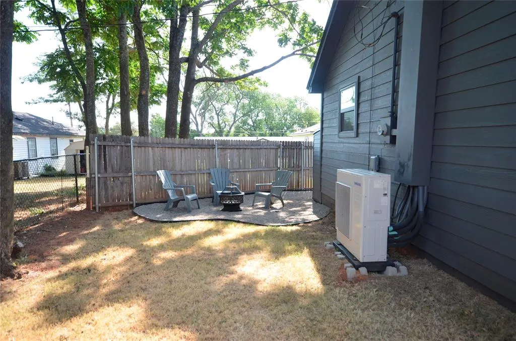 Photo 17 — 313 SE 2nd Street, Blanchard, OK 73010
