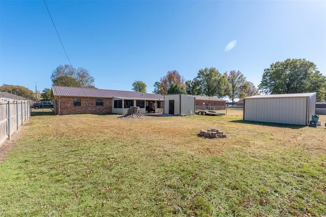 Photo 2 — 503 S 9th Street, Okemah, OK 74859