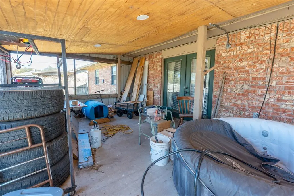 Photo 6 — 503 S 9th Street, Okemah, OK 74859