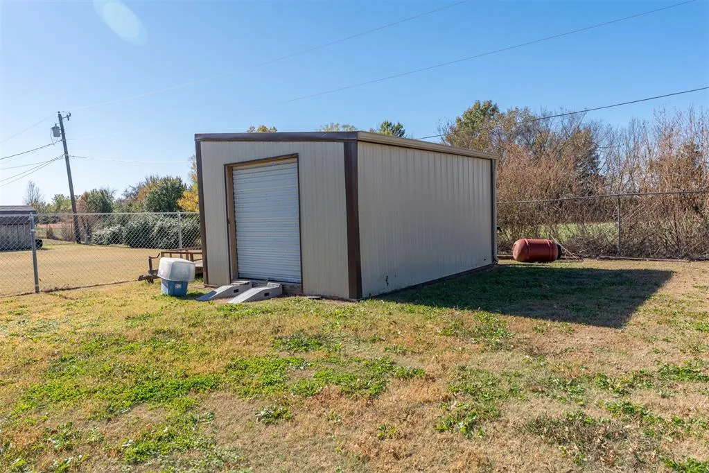 Photo 29 — 503 S 9th Street, Okemah, OK 74859