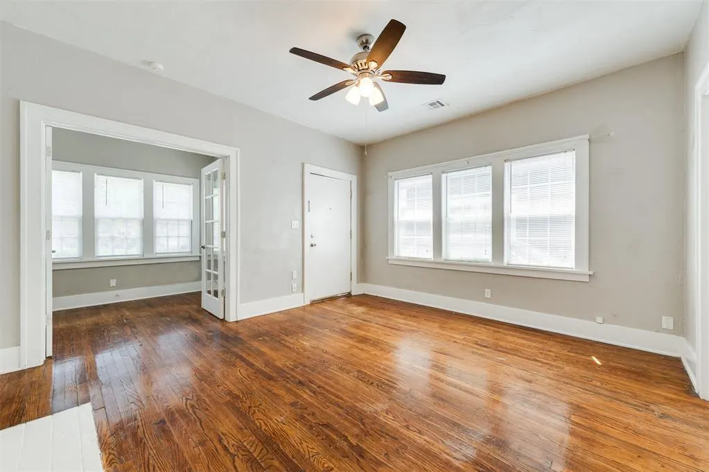 Photo 10 — 2609 N Shartel Avenue, Oklahoma City, OK 73103
