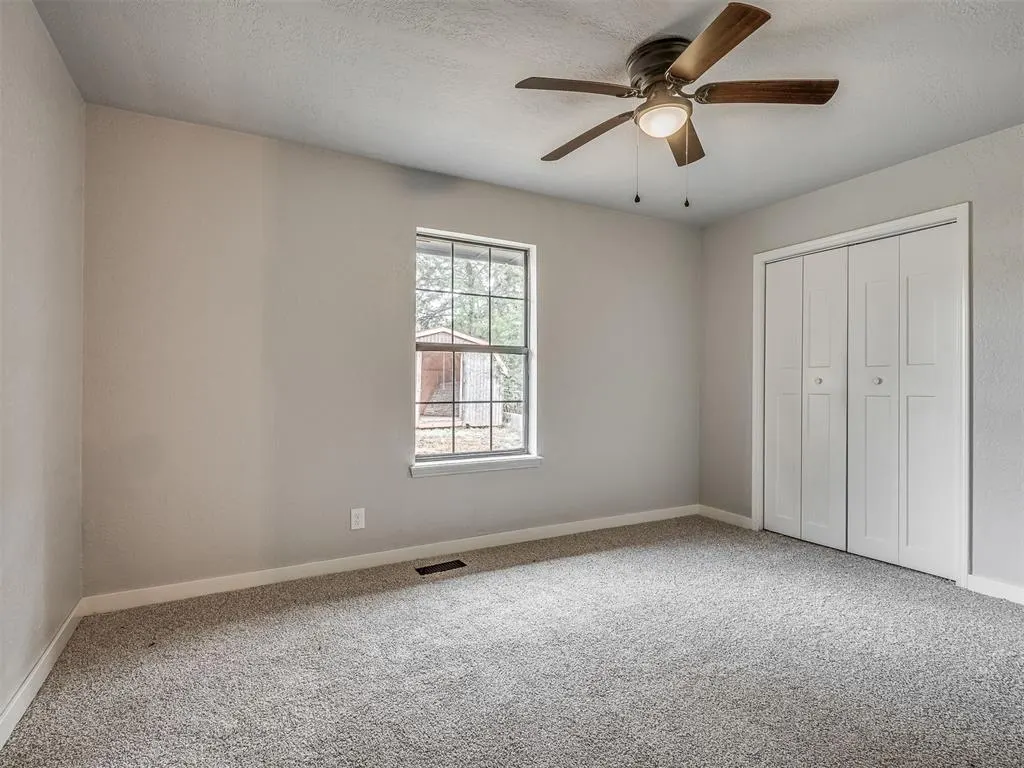 Photo 33 — 1406 E Bradley Street, Shawnee, OK 74804
