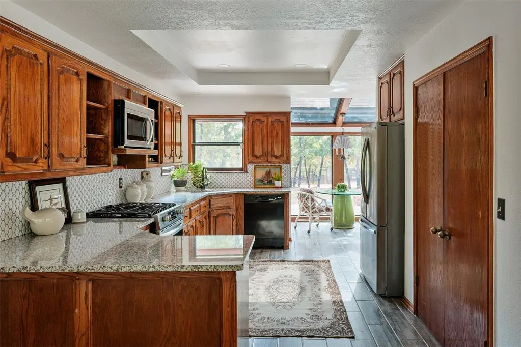 Photo 7 — 12924 Three Oaks Drive, Jones, OK 73049
