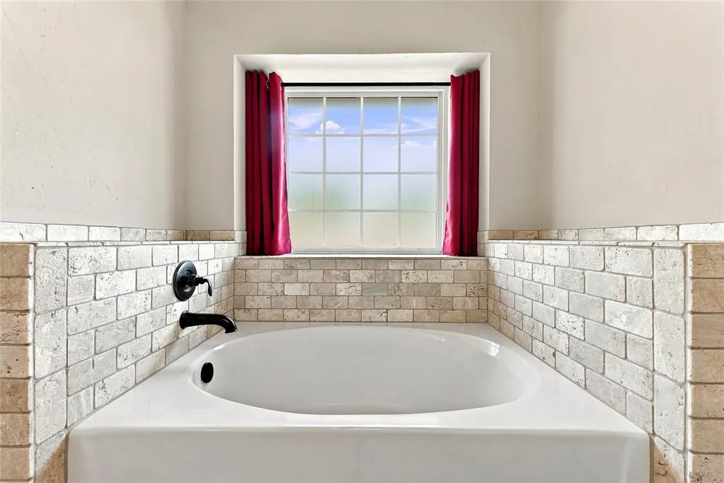 Photo 20 — 8101 Prairie Ridge Road, Oklahoma City, OK 73135