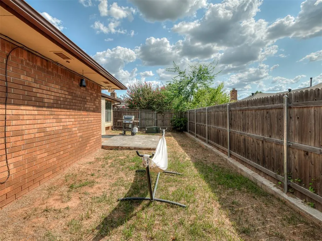 Photo 21 — 10113 Albert Lane, Yukon, OK 73099