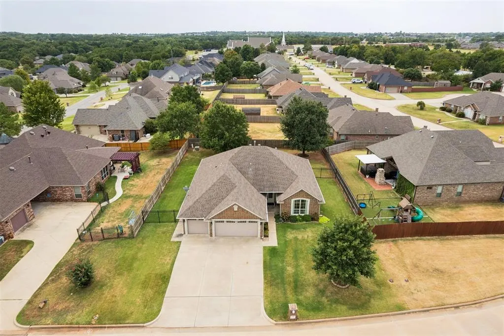 Photo 39 — 1507 O'Susanna, Shawnee, OK 74804