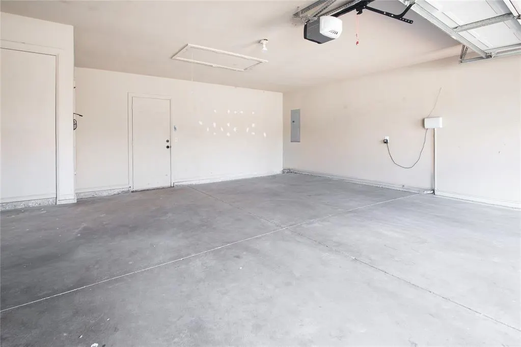 Photo 38 — 15604 Hyde Parke Drive, Edmond, OK 73013