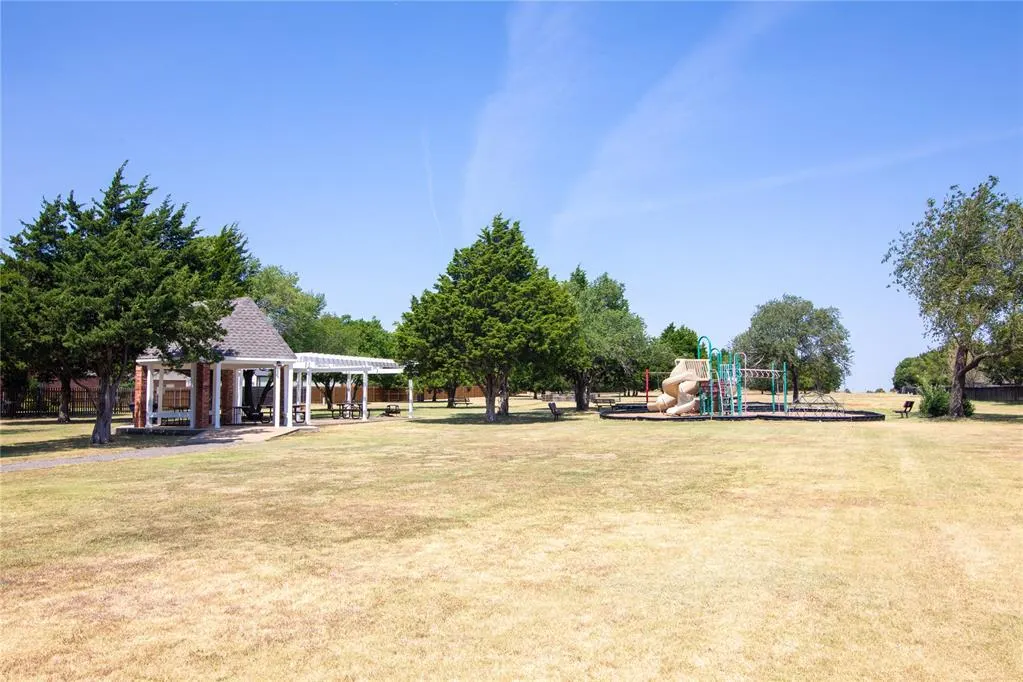 Photo 46 — 15604 Hyde Parke Drive, Edmond, OK 73013