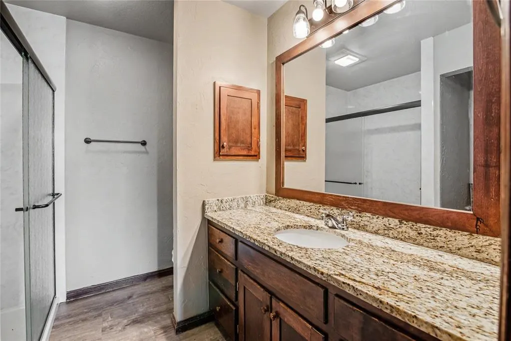 Photo 33 — 15604 Hyde Parke Drive, Edmond, OK 73013