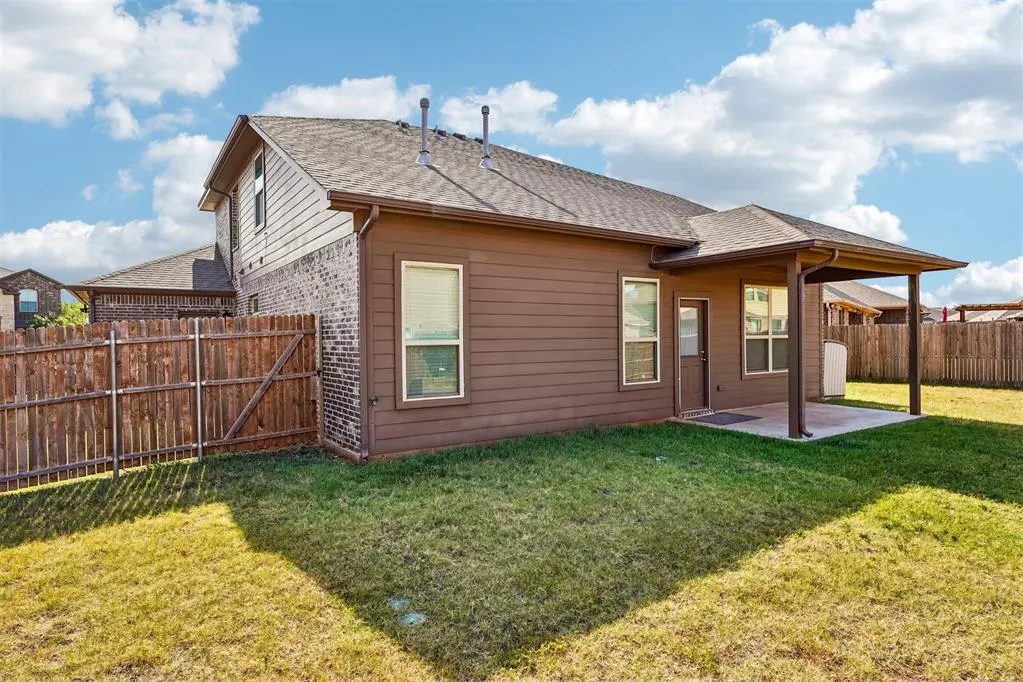 Photo 33 — 14721 Rambling Creek Circle, Oklahoma City, OK 73142