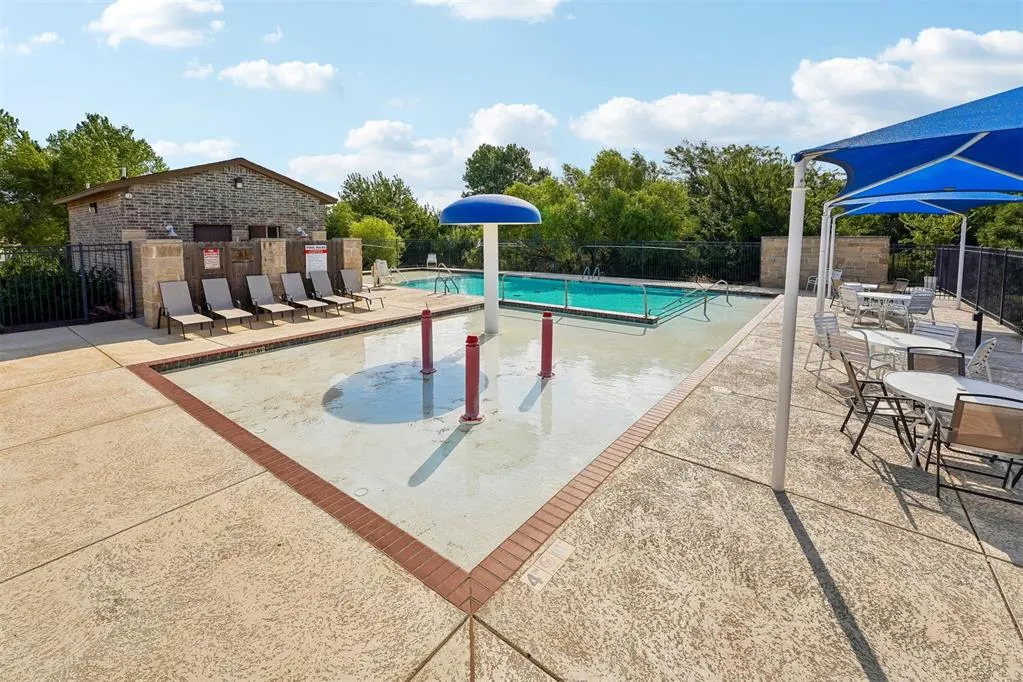 Photo 39 — 14721 Rambling Creek Circle, Oklahoma City, OK 73142