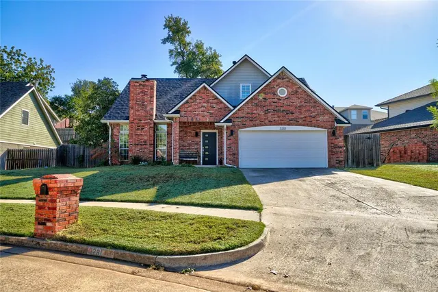 Photo 2 — 3201 Walnut Road, Norman, OK 73072