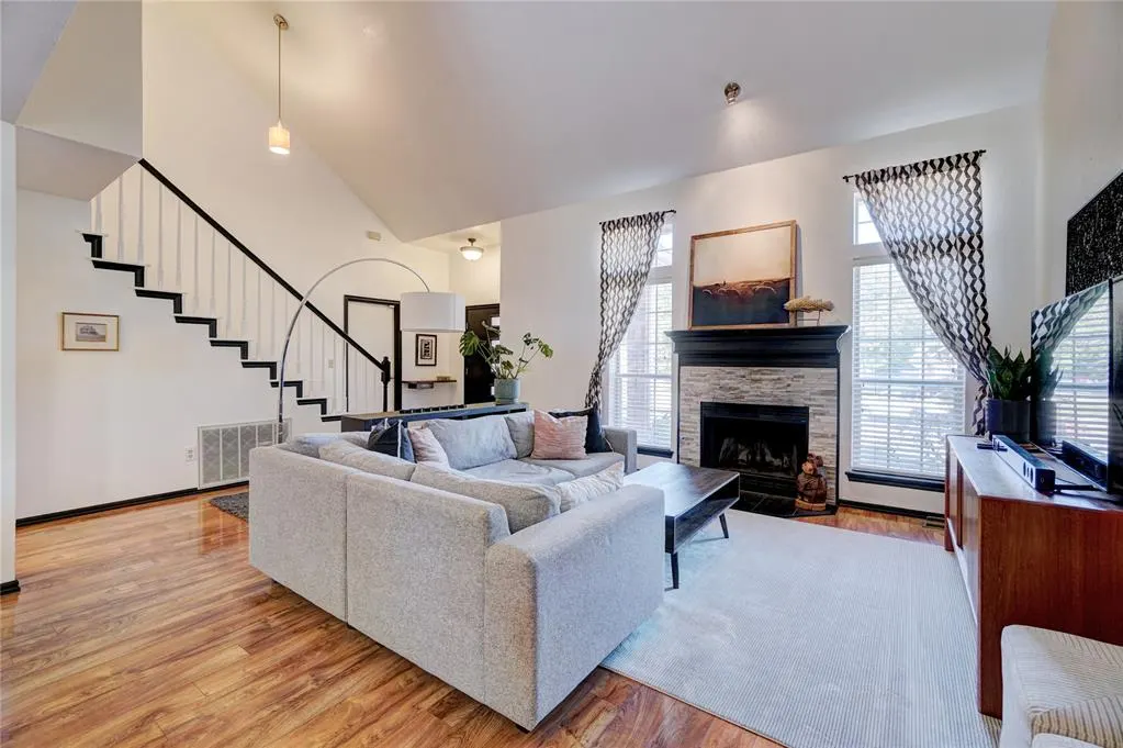 Photo 5 — 3201 Walnut Road, Norman, OK 73072