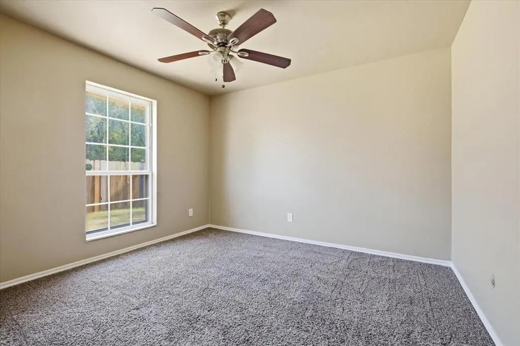 Photo 11 — 1500 Autumn Drive, Oklahoma City, OK 73160