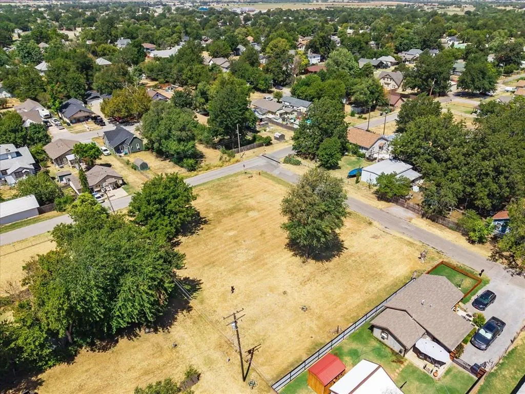 Photo 6 — 511 W Cobb Street, El Reno, OK 73036