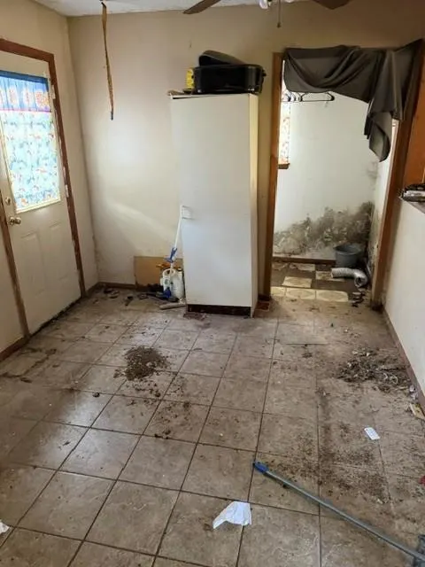 Photo 4 — 405 E Main Street, Maud, OK 74854
