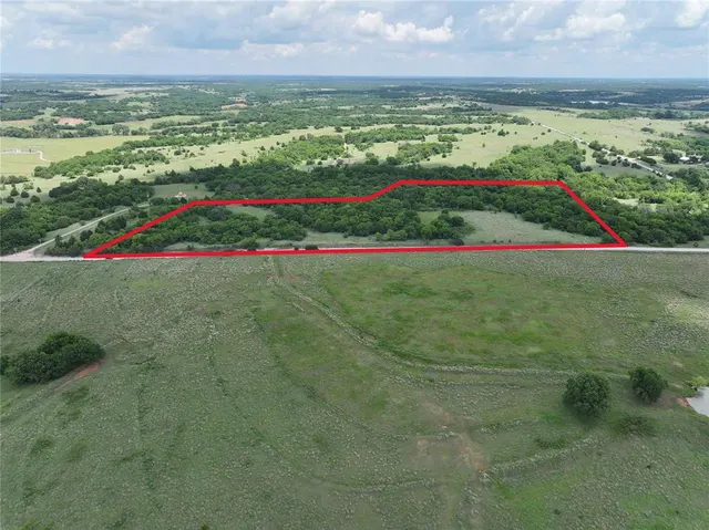 Photo 8 — 9 130th Street, Bradley, OK 73052