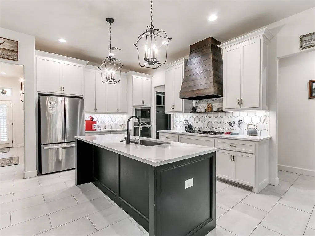 Photo 11 — 11127 E Sewell Avenue, Choctaw, OK 73020