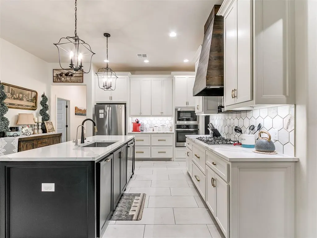 Photo 12 — 11127 E Sewell Avenue, Choctaw, OK 73020