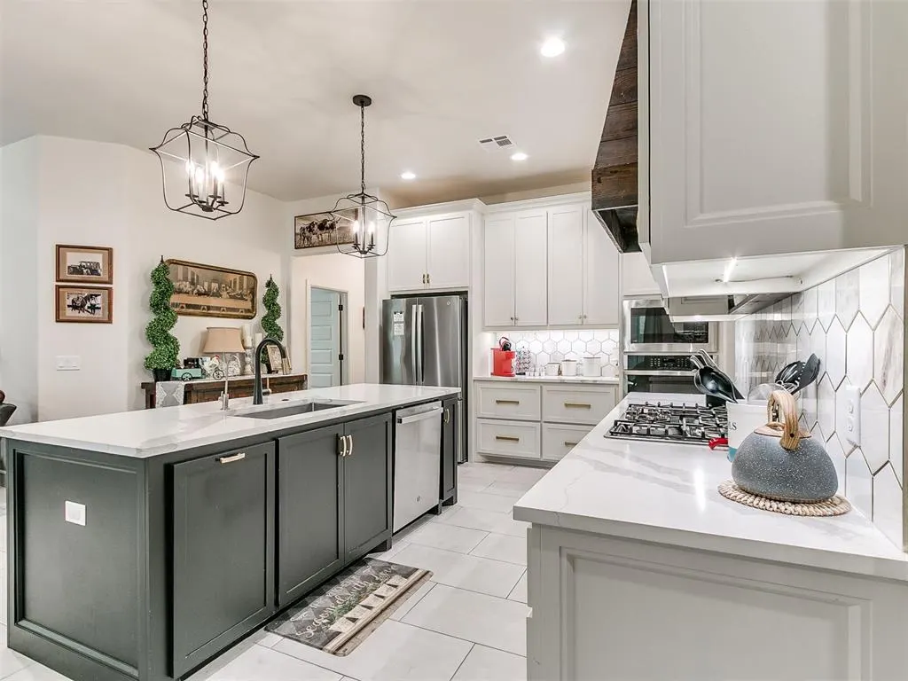 Photo 13 — 11127 E Sewell Avenue, Choctaw, OK 73020